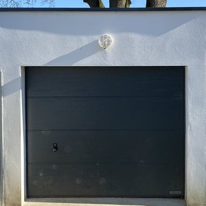 Construction de garage à porte sectionnelle